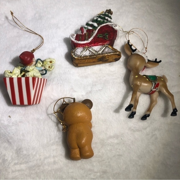 Set of 4 Plastic Christmas Ornaments - Picture 4 of 8